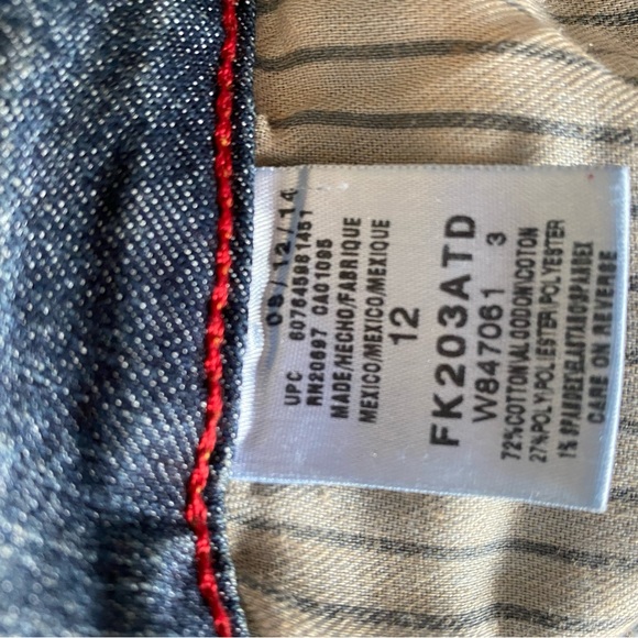 Denim knee length skirt - Picture 3 of 3